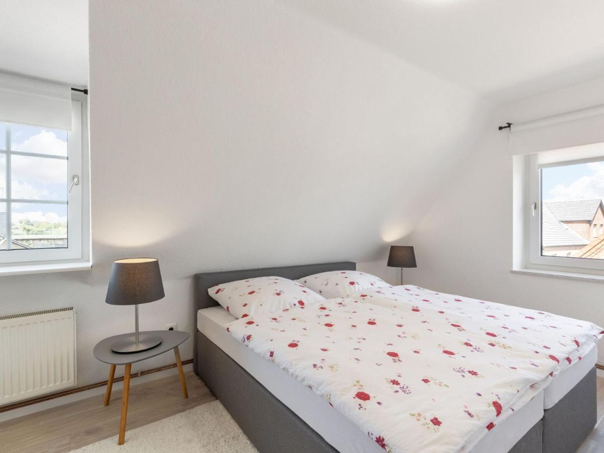 Dannau Scenic Apartment In Oldenburg Near Sea And Forest Max 3 Adults מראה חיצוני תמונה